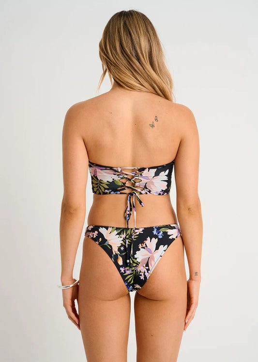 High-Leg Cheeky Bottom with Picot Trim