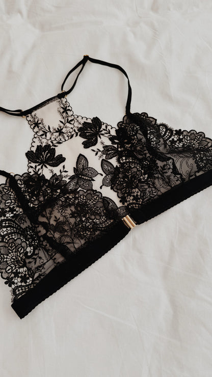 Pepper Decor Back Bralette Set - XS, M & XL left