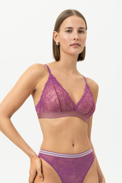 Poetry Style Triangle Bra - two colours
