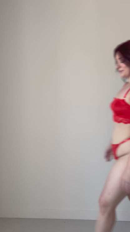 Tigerlily Lace Bralette Set - 1X left